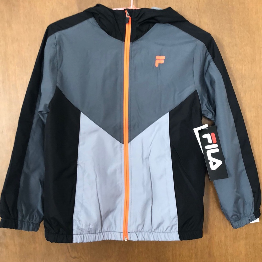 NWT FILA Performance Windbreaker Size 8